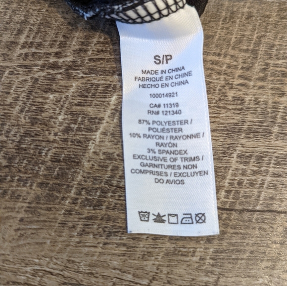 Small - Black and White Tank Top - Dynamite - Picture 4 of 4